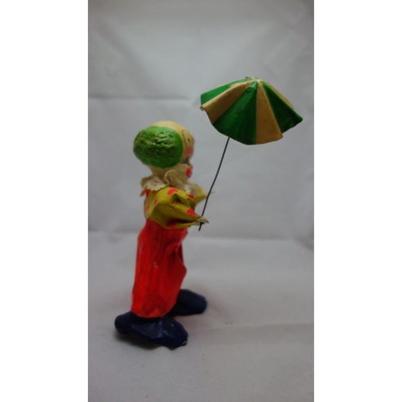 Paper Mache Clown Figurine with Umbrella - Creepy - Take a look - Halloween - Picture 5 of 8